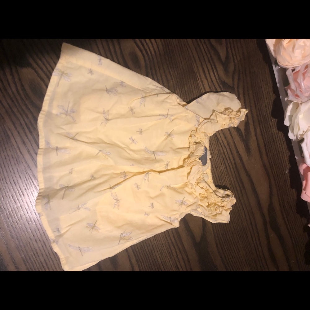 Light yellow baby blouse. MUST BUNDLE!